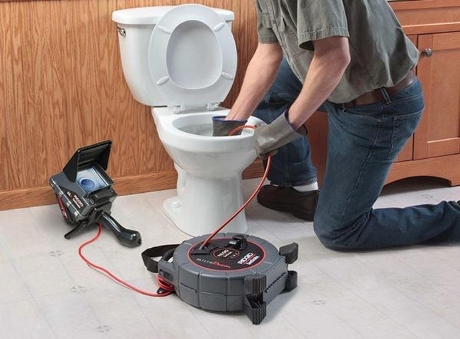Những cách để xử lý tình trạng bồn cầu bị rò rỉ nước